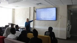 В Белгородском госуниверситете иностранным студентам рассказали об особенностях вербовки