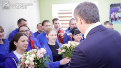 Вячеслав Гладков поздравил медиков с Днём работника скорой медпомощи