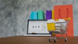 Онлайн-магазины могут обязать предоставлять товарам из РФ первые места в поисковой выдаче