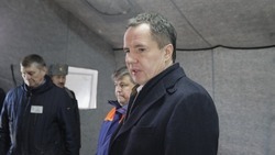 Вячеслав Гладков осмотрел пункт временного размещения мирных жителей на территории АСК «Вираж»