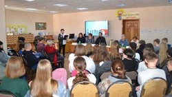 Круглый стол ко Всемирному дню борьбы с ненормативной лексикой прошёл для яковлевских подростков