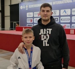 Яковлевские спортсмены завоевали медали на Международном турнире по каратэ «Петербургская осень»