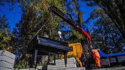 Рояль с набережной Везёлки в Белгороде отправили на зимовку