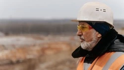 Путь длиною в жизнь. Геолог на открытых горных работах Яковлевского ГОКа Сергей Каменев 