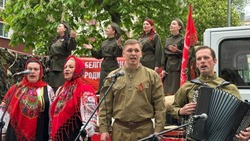 Фронтовые бригады поздравляют в Белгороде ветеранов с Днём Победы