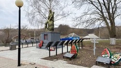 Энергетики Белгородэнерго восстановили освещение у памятников, братских могил и мемориалов 