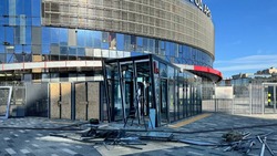 Строители восстановят 136 повреждённых в результате обстрелов окон «Белгород–Арены» 