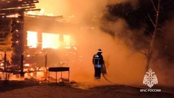 Сарай сгорел в Алексеевке Яковлевского округа