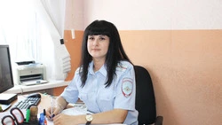 Портрет дознавателя Натальи Лунёвой из Яковлевского района украсил местную Доску почёту