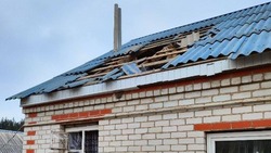 Беспилотник ВСУ ударил по автомобилю с водителем в Валуйском округе