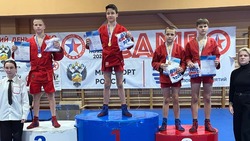 Яковлевские спортсмены взяли две «бронзы» на посвящённых Всероссийскому дню самбо соревнованиях