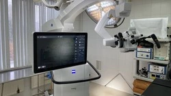 Белгородская областная клиническая больница получила современный операционный микроскоп