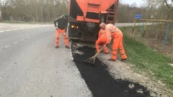 Дорожники устранили 103 тысячи "квадратов" дефектов на белгородских дорогах