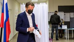 Вячеслав Гладков проголосовал 17 сентября одним из первых
