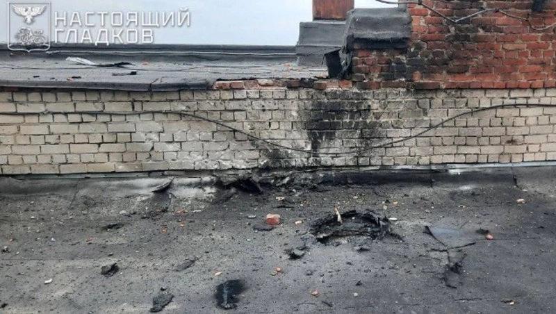 Беспилотник ударил по многоквартирному дому в Белгороде 