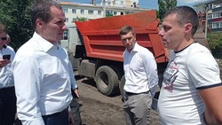 Вызвавшийся помочь с восстановленим разрушенных домов белгородец встретился с Вячеславом Гладковым