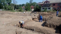 Археологи нашли при раскопках на месте будущего «Белого квартала» в Белгороде старинные монеты