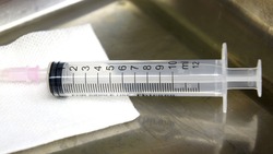 Минздрав РФ сообщил о выпуске в гражданский оборот вакцины «Спутник V»