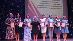 Лучшие образовательные учреждения Яковлевского горокруга получили заслуженные награды