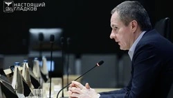 Вячеслав Гладков провёл совещание по весенне-полевым работам в приграничье 