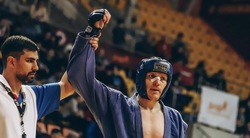 Виктор Немков одержал победу на чемпионате России по боевому самбо