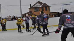Новая хоккейная коробка открылась в посёлке Яковлево при участии компании «Северсталь» 