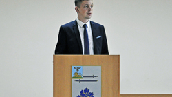 Глава администрации Яковлевского городского округа выступил с отчётом перед депутатами