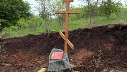 Поминальный крест появился в Яковлевском горокруге на месте гибели лётчиков в 1943 году