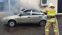 «Лада Калина» загорелась в Яковлевском округе из-за технической неполадки