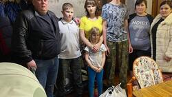 Яковлевские партийцы помогли пострадавшей в пожаре многодетной семье из села Рождественки