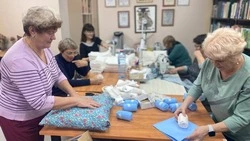 Всё должно быть «стерильно»! Как на базе центральной библиотеки Яковлевского округа помогают фронту