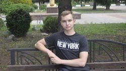 275 из 300 – он ведёт. Как Алексей Усиков готовился к главному экзамену школьника – ЕГЭ