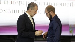 Вячеслав Гладков наградил лучших работников ГК «Агро-Белогорье»