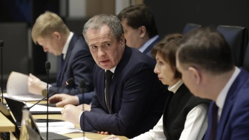 Гладков раскритиковал федеральные торговые сети за срыв работы во время отключения света в Белгороде