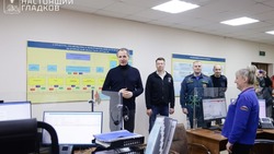 Вячеслав Гладков поздравил сотрудников ЕДДС с Новым годом