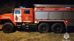 Пожарные спасли из горящего в Драгунском дома 70-летнего мужчину 