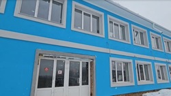 Рабочие выполнили внутреннюю отделку основного здания Томаровской РБ на 95%