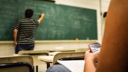 Профсоюз образования предложил штрафовать родителей учеников за оскорбление учителя